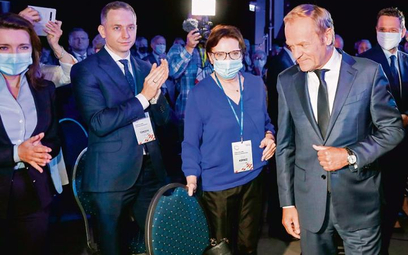 Donald Tusk ma „plan na Platformę”, który zna tylko najbliższe grono współpracowników