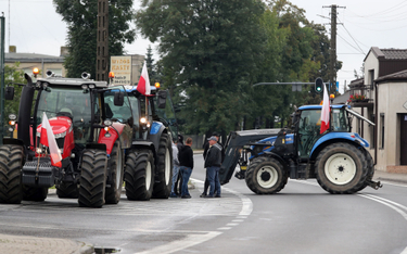 Narracja rolniczego buntu (poza słusznymi pretensjami o brak kontroli nad wwozem ukraińskich zbóż) j