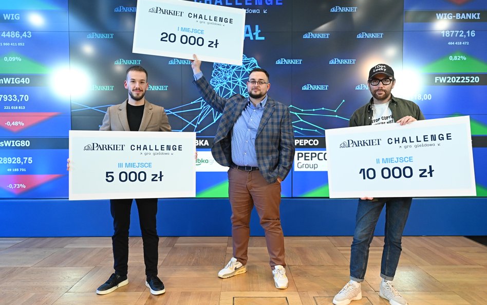 W finale gry giełdowej „Parkietu” zwyciężył Rafał Więcek, który zarobił w finale 10,5 proc. (w środk