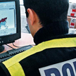 Hiszpańska policja regularnie przegląda Internet w poszukiwaniu przestępczej działalności online