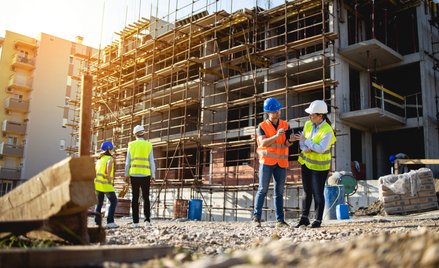 Ceny działek w centralnych lokalizacjach biją rekordy. Są napędzane deficytem ofert ziemi i rosnącym