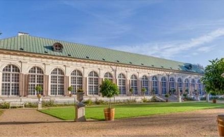 Rewitalizacja Starej Oranżerii i królewska kolekcja rzeźb