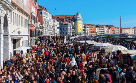 Wenecja ustawiła blokady dla turystów. Mieszkańcy protestują
