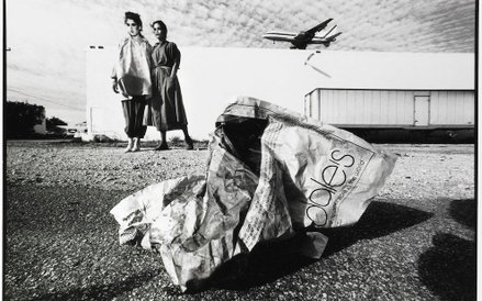 fot.Guy Bourdin, Bez tytułu, dla Bloomingdale’s, około 1977