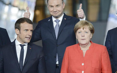 Przywódcy Niemiec, Polski, Francji na szczycie NATO w 2017 roku. Prezydent Andrzej Duda lub jego nas