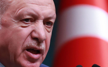 Turcja: Aresztowano byłych admirałów. Erdogan mówi o puczu