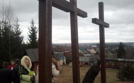 Kalwaria Miadziolska (Białoruś), Góra Trzech Krzyży