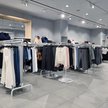 Sieć H&M likwiduje kolejne sklepy stacjonarne
