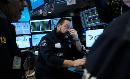 Spadki na Wall Street, pomimo cięcia stóp