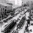 Kijów, maj 1920. Defilada wojsk polskich ulicą Wielką Włodzimierską
