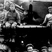 Gdy 26 kwietnia 1920 r. Polacy szli na Kijów, bolszewicy wezwali na pomoc białych oficerów. Zachęcan