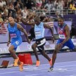 Finał biegu na 100 metrów mężczyzn. Noah Lyles wpada na metę jako pierwszy, ale o wyłonieniu medalis