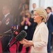 Przewodnicząca Komisji Europejskiej Ursula von der Leyen przemawia na nieformalnym spotkaniu przywód