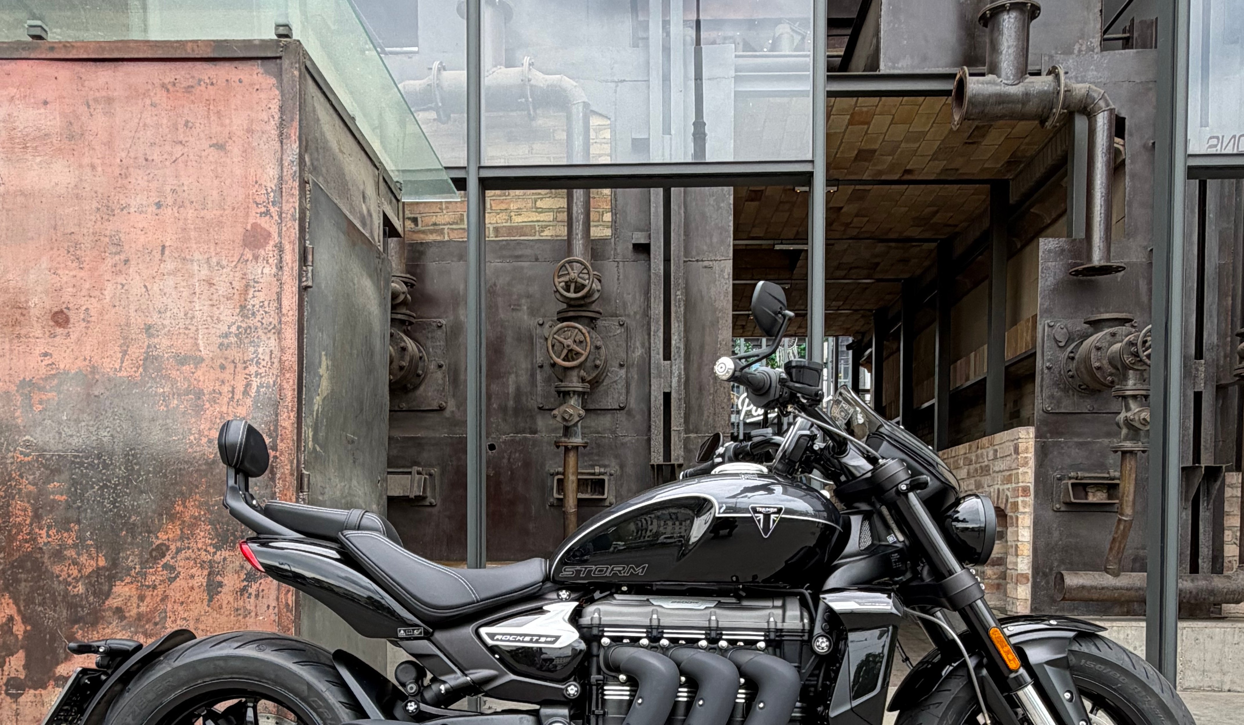 Triumph Rocket III prawdziwa gwiazda wśród motocykli