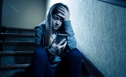 Sexting - co zrobić, gdy nagie zdjęcia pojawiły się w internecie