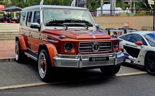 Mercedes klasy G przerobiony przez polską firmę Carlex Design