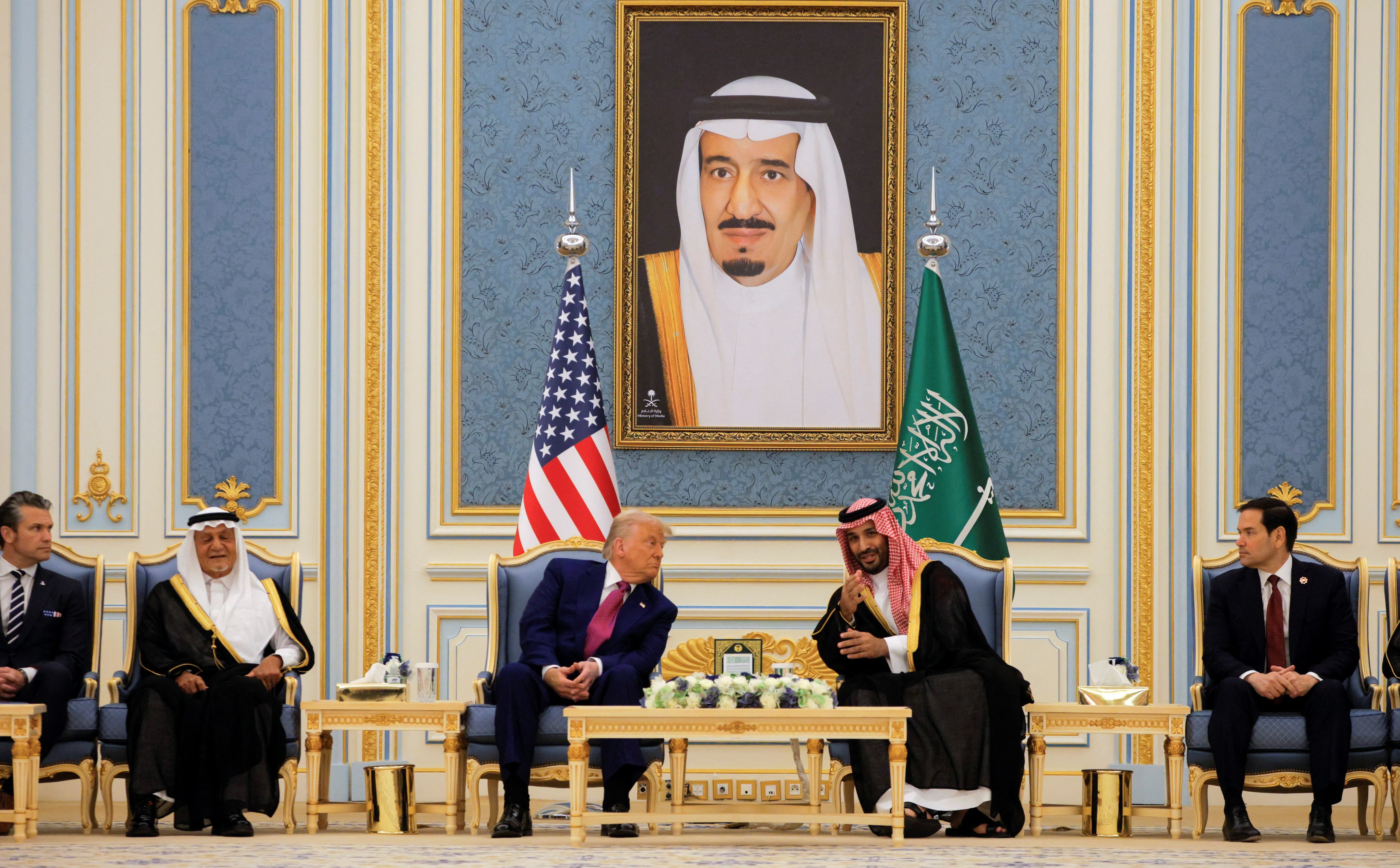 Arabskie monarchie widzą, iż przez cały czas opłaca się zabiegać o Amerykę