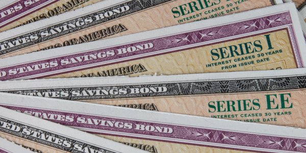 Zagraniczne banki centralne pozbywają się amerykańskich obligacji