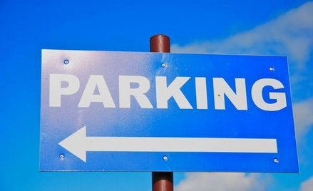 Opłaty za parkowanie w soboty nie naruszają prawa