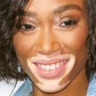 Winnie Harlow, impreza firmy Tommy Hilfiger w Tokio, październik 2018 r.