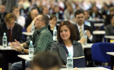 Sejm przerwał pracę nad otwarciem korporacji