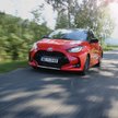 Toyota Yaris Hybrid: Samochód kompletny