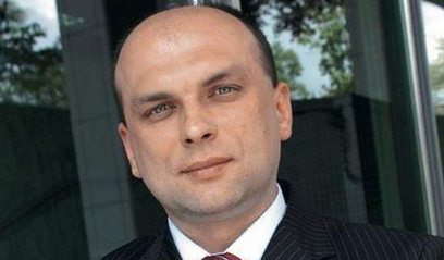 Dariusz Topolewski prezes, Oponeo.pl Oferta grupy na Wyspach oparta jest o powiększoną sieć lokalnyc