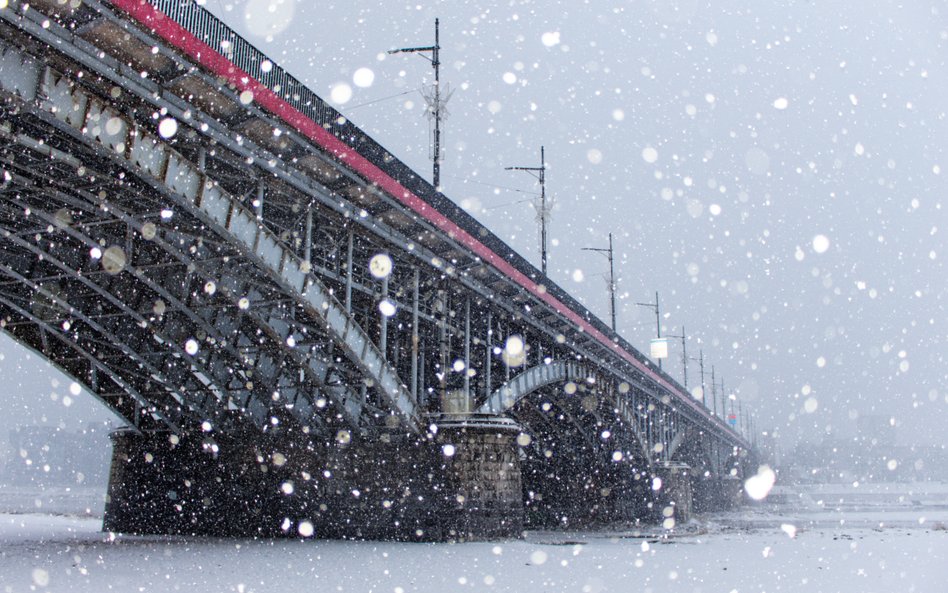 W weekend w Warszawie sypnie śniegiem. Prognoza na najbliższe dni
