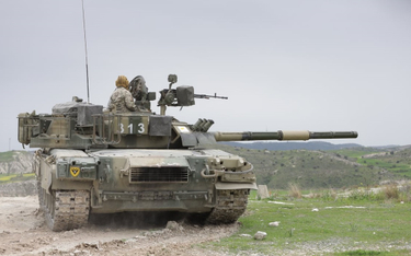 Ukraina ma szansę otrzymać broń rosyjskiej produkcji z Cypru, w tym czołgi T-80U. W zamian Gwardia N