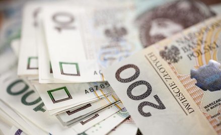 Jednolity podatek. Likwidacja składki na NFZ nie zmniejszy naszych obciążeń