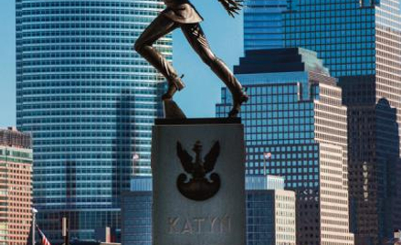 Pierwszy „pomnik katyński” na otwartej przestrzeni stanął w Stanach Zjednoczonych w roku 1991 – i dz