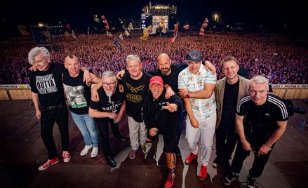 Kult z Jurkiem Owsiakiem na Pol’And’Rock Festival, który wcześniej nosił nazwę Przystanek Woodstock.