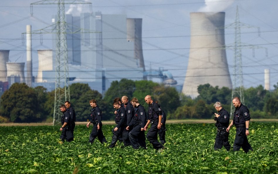 1 września policja została wezwana do stacji elektroenergetycznej w Bergheim
