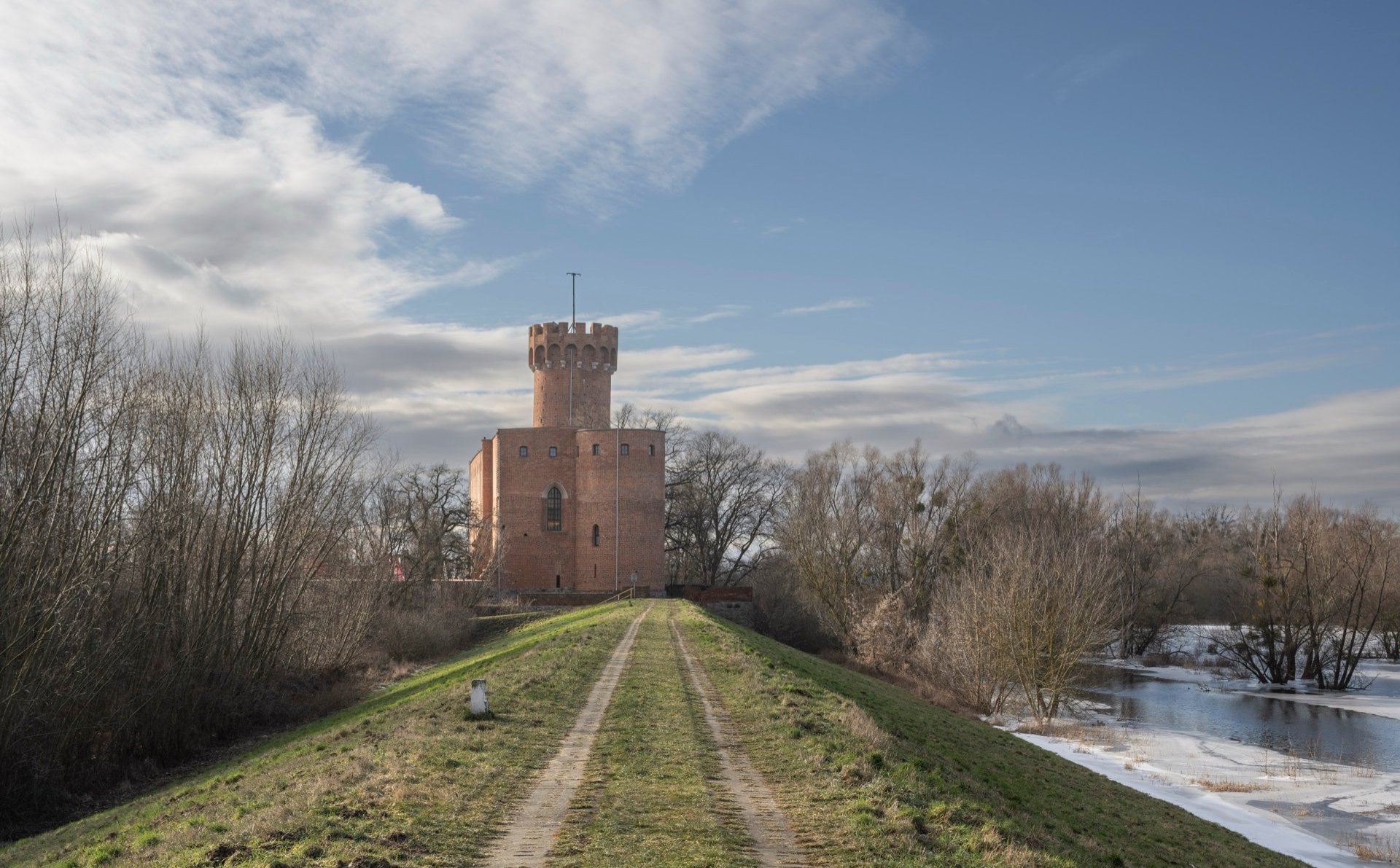 Zamek Krzyżacki w Świeciu z masterplanem. Twierdza jako część układanki