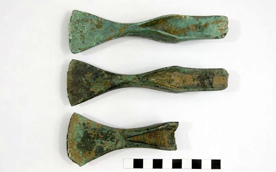 Właściciel warsztatu zajmował się głównie produkcją siekierek i sierpów - uważają specjaliści