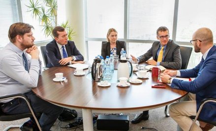 Laureaci konkursu na najlepszego analityka makroekonomicznego 2015 r. Od lewej: Ignacy Morawski (WIS