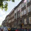 Jedynym warunkiem do skorzystania przez najemców z prawa pierwszeństwa przy wykupie mieszkania komun