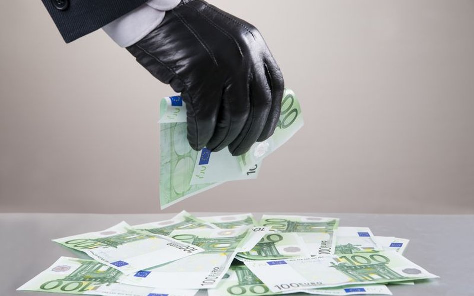Bank wrzuci w koszty wyłudzone kredyty - interpretacja podatkowa