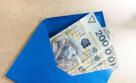 Wpłaty na konto dziecka bez podatku od spadków i darowizn