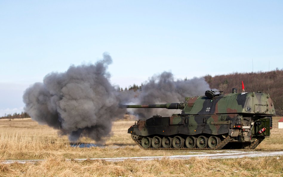 Bundeswehra zamierza do 2032 r. wzmocnić swoją artylerię. Nie wszystko idzie jednak tak, jak powinno