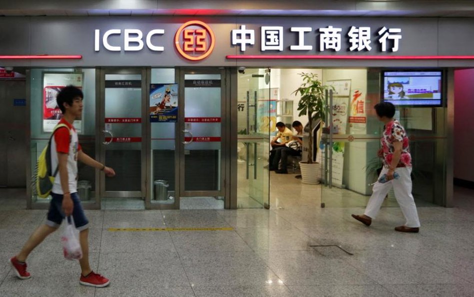 Industrial and Commercial Bank of China (ICBC) oddał koronę największego na świecie banku pod względ