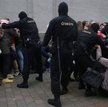OMON od ponad miesiąca pacyfikuje protesty w kraju