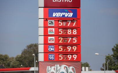 Portal e-petrol.pl prognozuje na przyszły tydzień ceny w przedziale 5,34-5,42 zł za litr benzyny 95,
