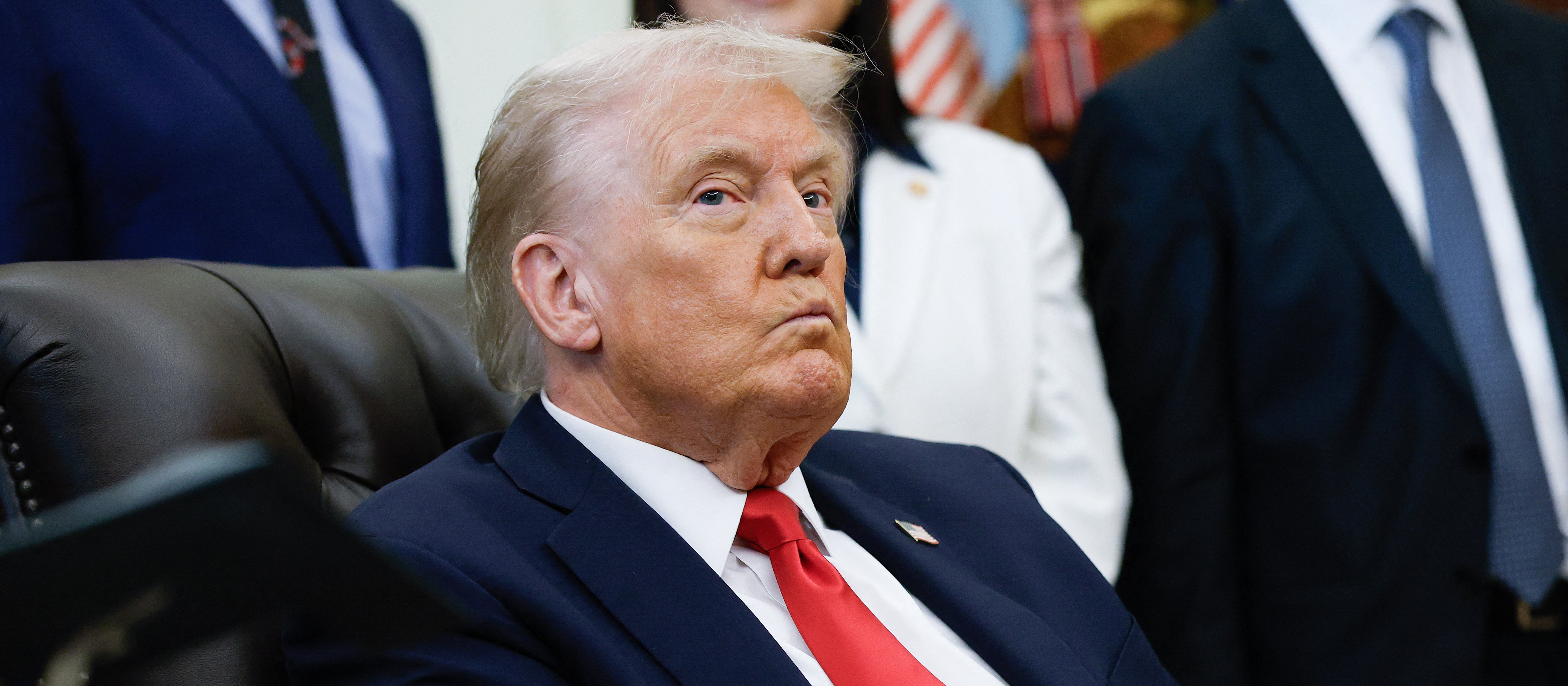 Donald Trump: 100-proc. cła na Chiny nie do utrzymania. Spotka się z Xi Jinpingiem