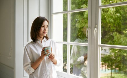 Klasyczny japoński minimalizm to szlachetna prostota, naturalne materiały, czysta linia, przestrzeń,