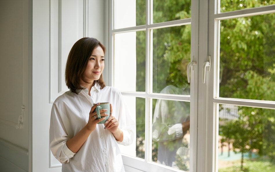 Klasyczny japoński minimalizm to szlachetna prostota, naturalne materiały, czysta linia, przestrzeń,