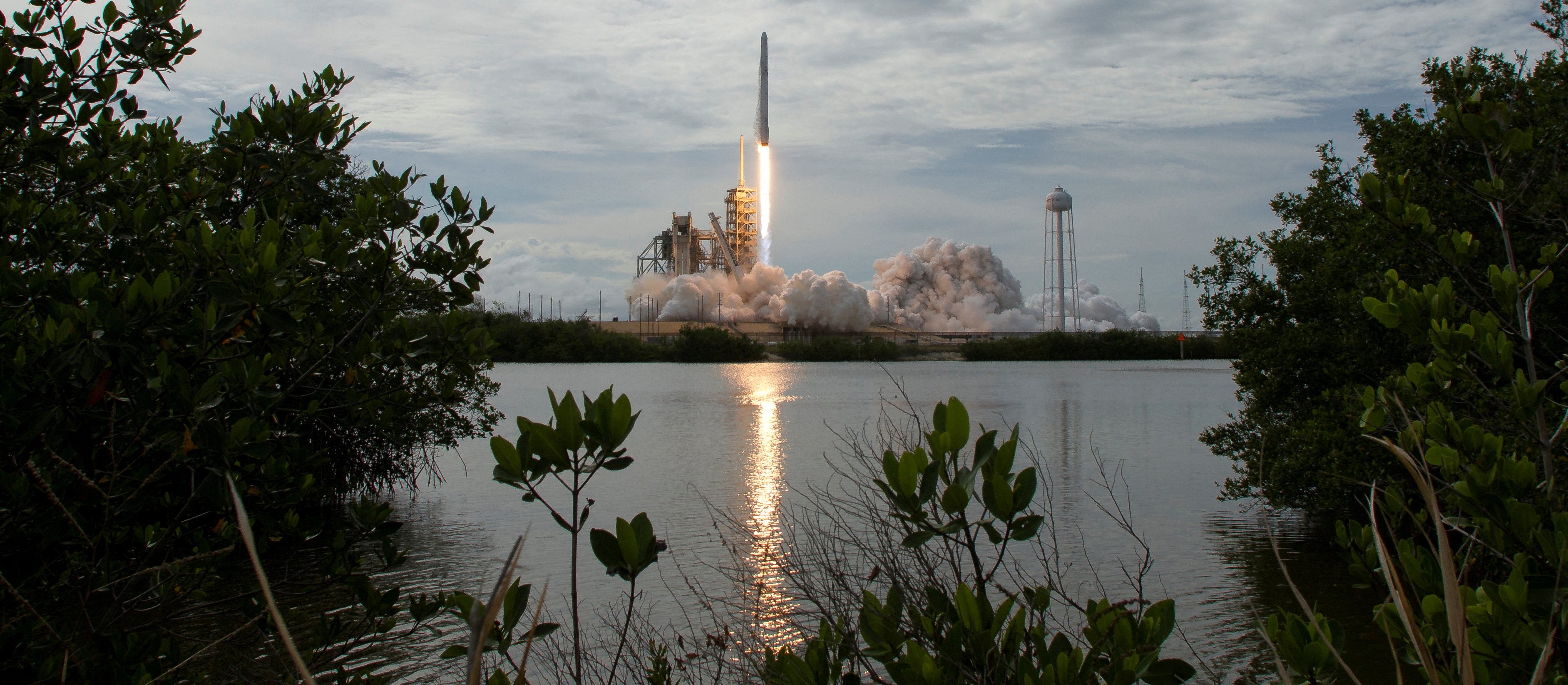 Debiut SpaceX. Oczy inwestorów skierowane w kosmos