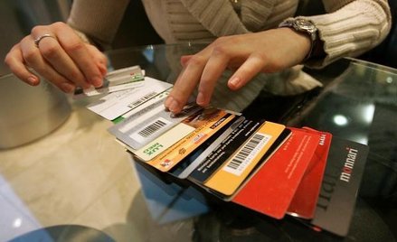 Przychody: Jeśli z rabatu pracowniczego firmy mogą skorzystać też osoby trzecie, zakład pracy nie mu
