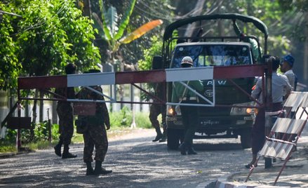 Protest lekarzy po zamachu stanu w Birmie. Przerywają pracę