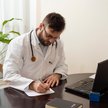 Rak prostaty to seryjny zabójca mężczyzn w Polsce. Co z diagnostyką i terapią?